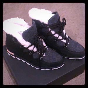 Sorel Women’s Sneakchic Alpine Boot